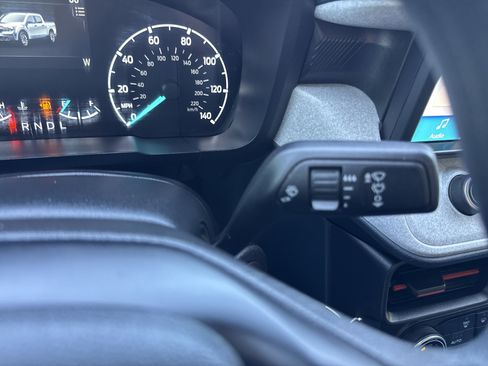 Used 2022 Ford Maverick XLT FWD image 32