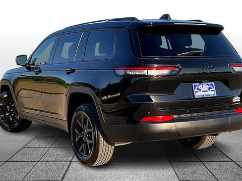 New 2025 Jeep Grand Cherokee L Altitude image 3