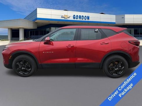 Used 2024 Chevrolet Blazer LT w/ Sound & Technology Package image 2