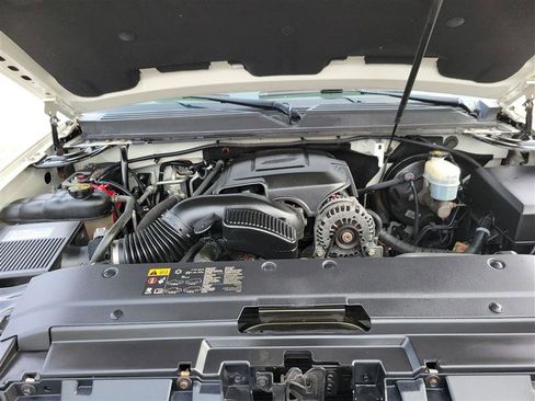 Used 2014 GMC Yukon Denali image 11