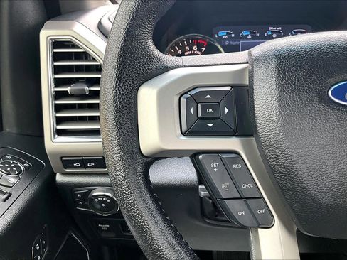 Used 2016 Ford F150 Lariat image 23