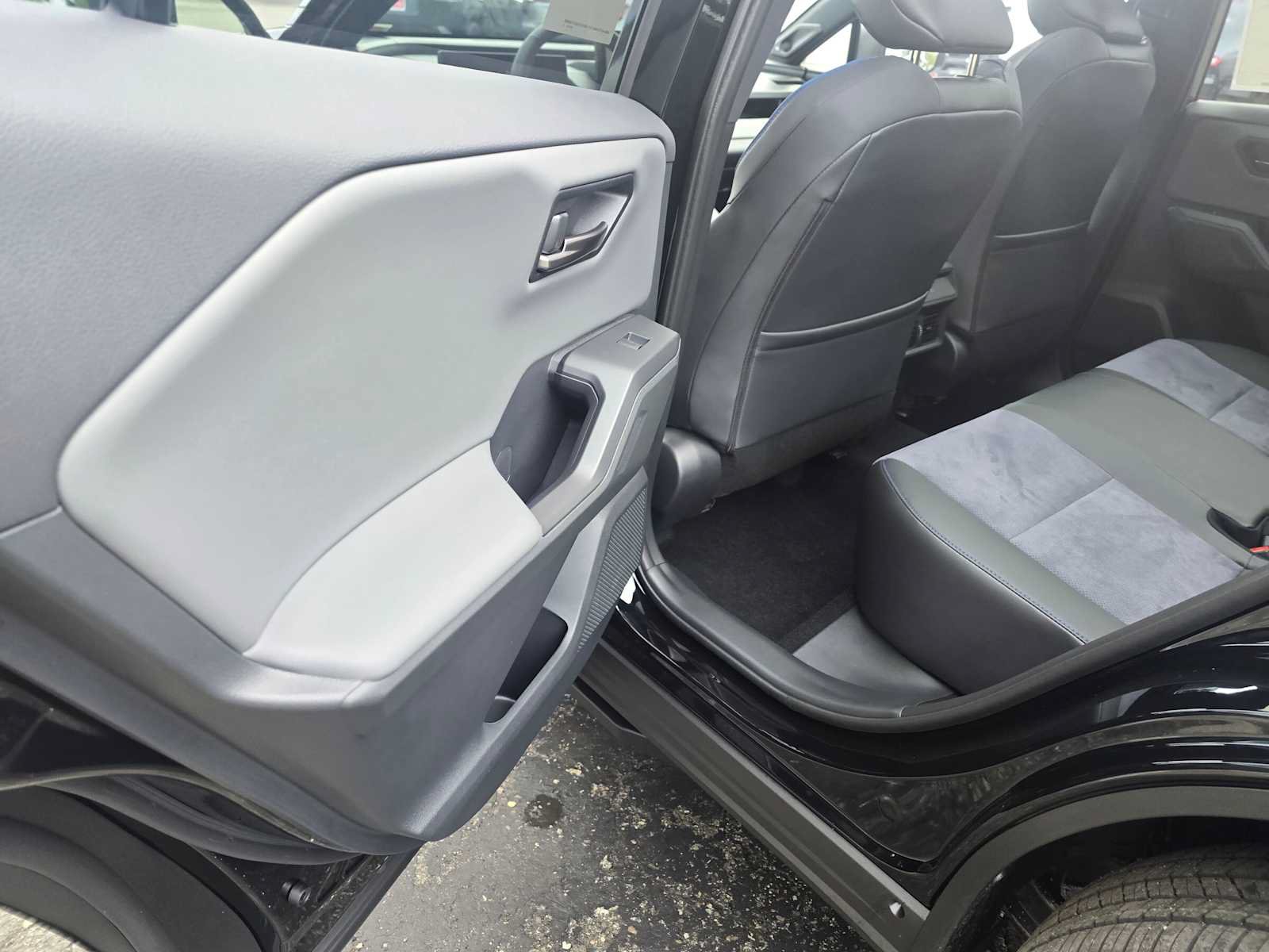 New 2026 Toyota RAV4 XSE w/ Panoramic Sun Roof Package AWD/4WD image 17