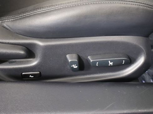 Used 2014 Lexus IS 250C 250 w/ Luxury Package image 55