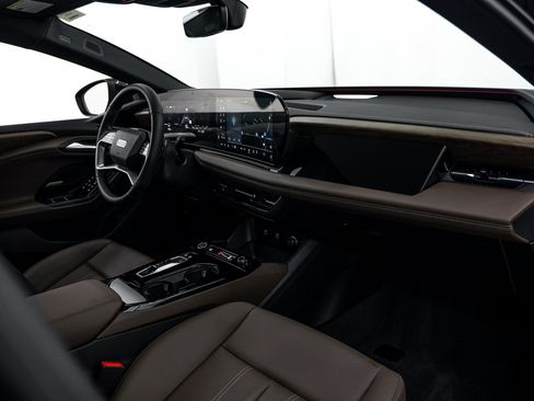 Certified 2025 Audi A6 e-tron Premium Plus w/ Premium Plus AWD/4WD image 8