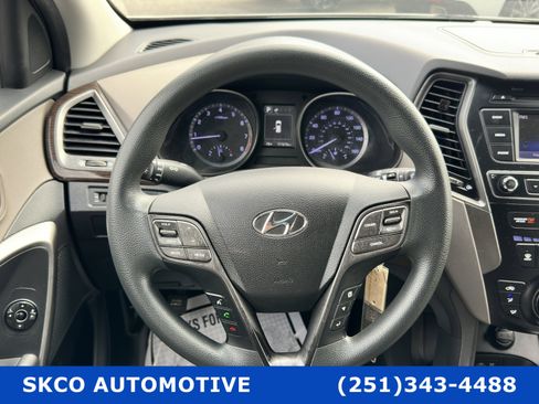 Used 2018 Hyundai Santa Fe Sport image 18