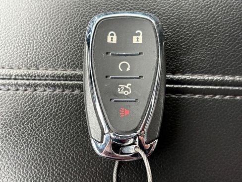 Used 2024 Chevrolet Malibu LT image 22