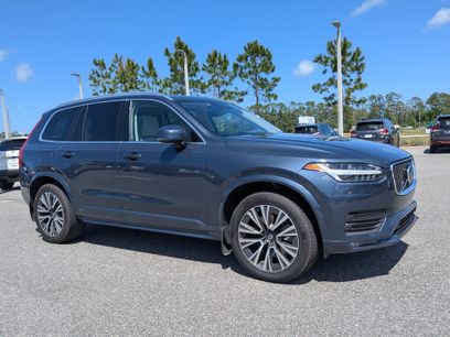 Used 2021 Volvo XC90 T6 Momentum w/ Climate Package