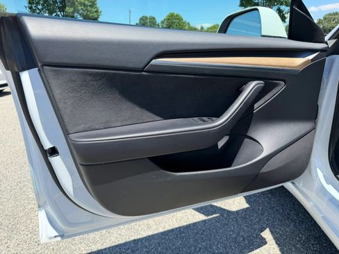 Used 2023 Tesla Model 3 Standard Range RWD image 8