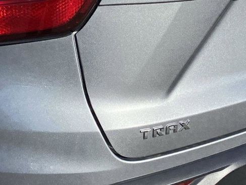 Used 2024 Chevrolet Trax ACTIV w/ Sunroof Package image 28