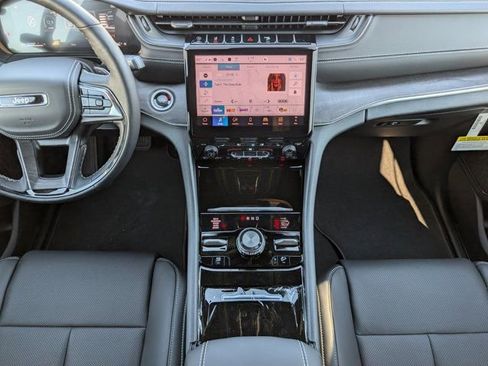 New 2025 Jeep Grand Cherokee L Overland w/ Advanced Protech Group III image 7