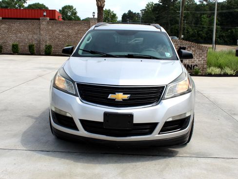 Used 2014 Chevrolet Traverse LS image 8