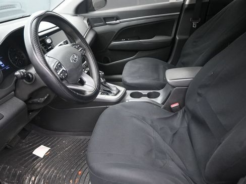 Used 2020 Hyundai Elantra SEL w/ Cargo Package (C1) FWD image 12