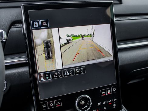New 2027 GMC Terrain Elevation w/ Elevation Premium Package AWD/4WD image 36
