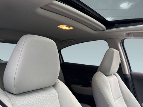 Certified 2022 Honda HR-V EX image 16