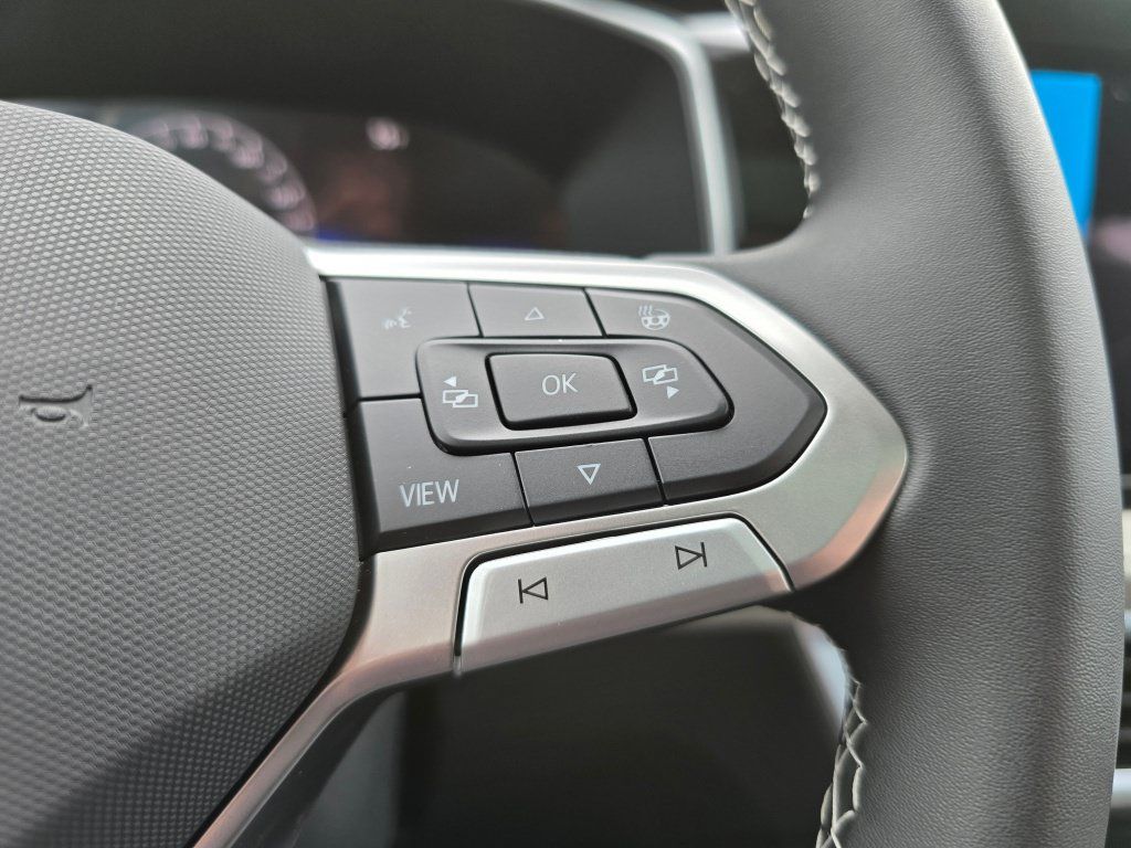 New 2026 Volkswagen Taos SE AWD/4WD image 28