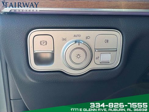 Used 2025 Mercedes-Benz GLS 450 4MATIC image 17