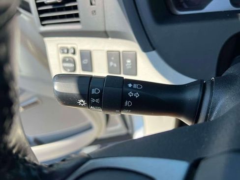 Used 2015 Toyota Venza Limited AWD/4WD image 16