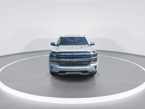 Used 2017 Chevrolet Silverado 1500 High Country AWD/4WD image 3