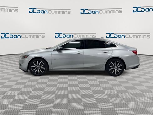 Used 2017 Chevrolet Malibu LT image 5