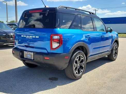 Certified 2025 Ford Bronco Sport Outer Banks w/ Outer Banks Tech Package+ AWD/4WD image 6