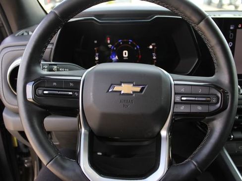 Used 2023 Chevrolet Colorado LT w/ LT Convenience Package III RWD image 11