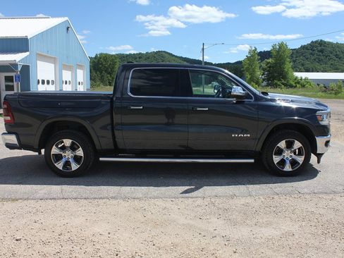 Used 2020 RAM 1500 Laramie AWD/4WD image 4