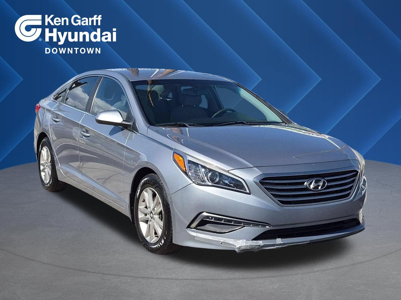 Used 2015 Hyundai Sonata SE w/ Option Group 09 FWD image 1