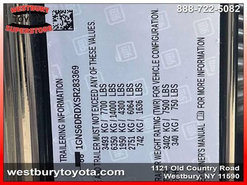 Used 2025 Chevrolet Suburban Z71 AWD/4WD image 23