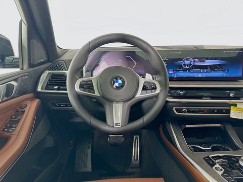 New 2027 BMW X7 xDrive40i w/ Executive Package AWD/4WD image 15