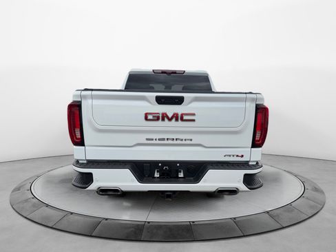 Used 2023 GMC Sierra 1500 AT4 w/ Technology Package AWD/4WD image 6
