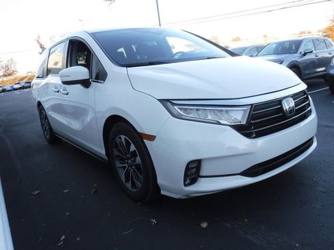 Used 2023 Honda Odyssey EX-L image 6