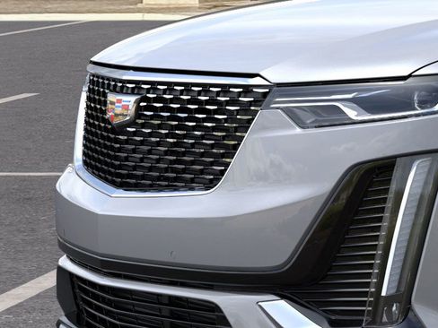 New 2025 Cadillac XT6 Premium Luxury image 13