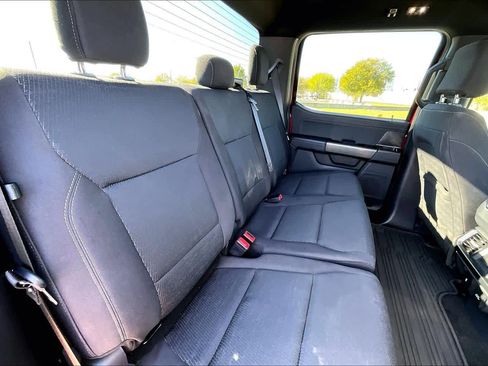 Certified 2022 Ford F150 XLT w/ Equipment Group 302A High image 20