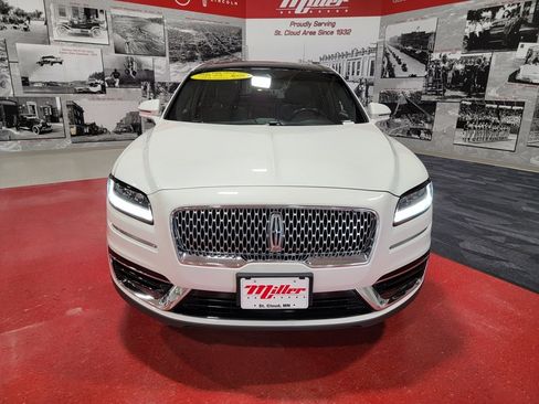 Used 2020 Lincoln Nautilus Reserve image 10