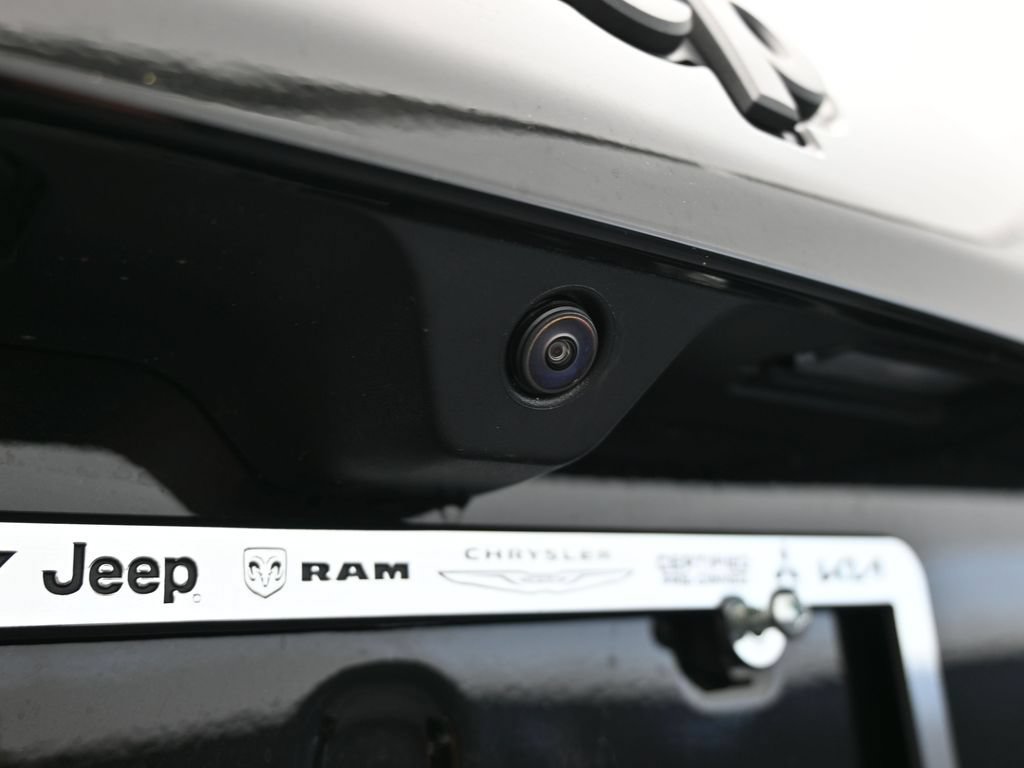 New 2026 Jeep Compass Latitude AWD/4WD image 32