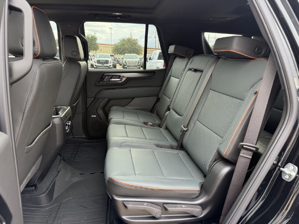 New 2027 GMC Yukon AT4 w/ AT4 Premium Plus Package AWD/4WD image 25