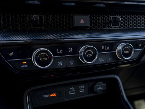 Used 2025 Honda CR-V EX-L image 32