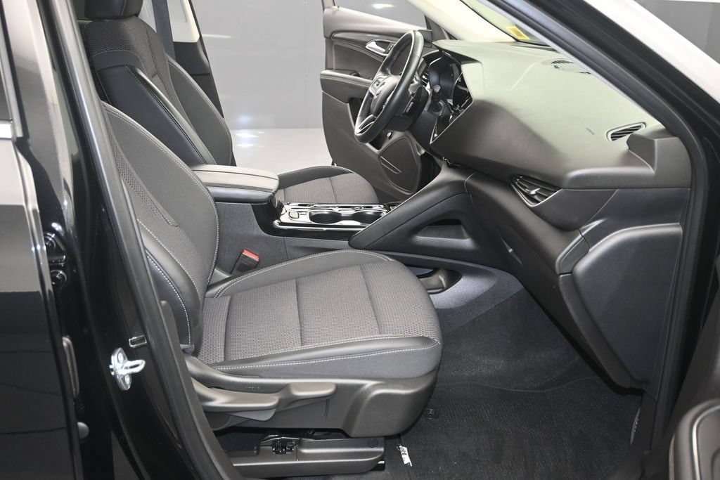 Certified 2023 Buick Envision Preferred AWD/4WD image 11