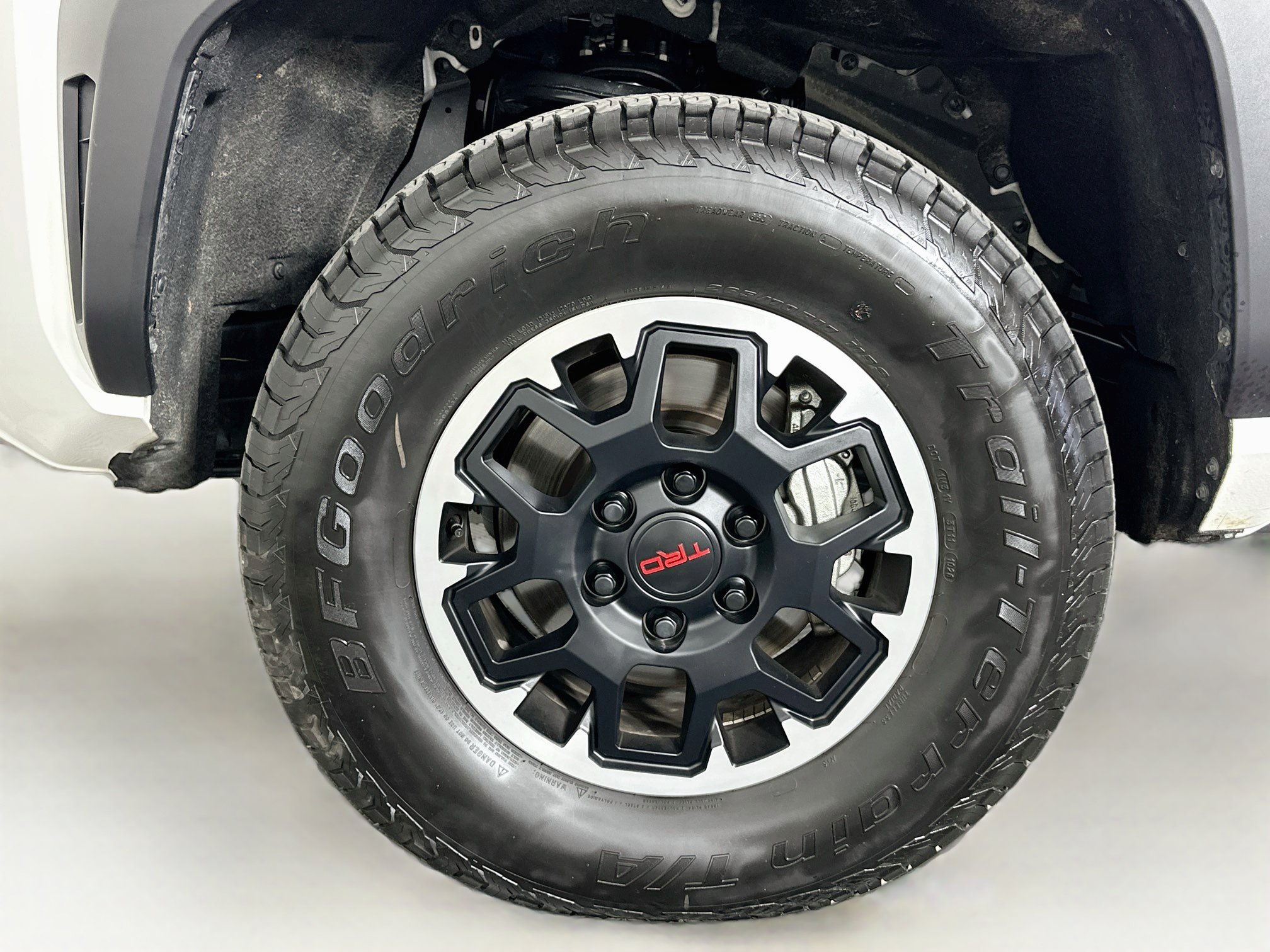 Used 2026 Toyota Tacoma TRD Off-Road AWD/4WD image 11
