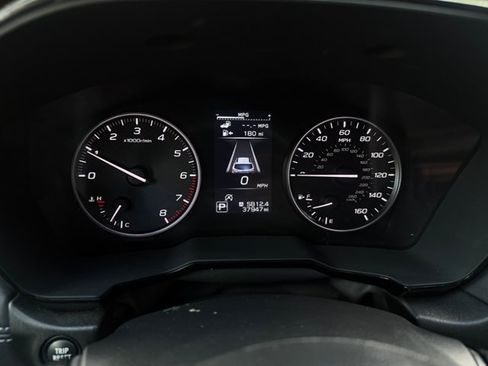 Used 2025 Subaru Outback Premium AWD/4WD image 16