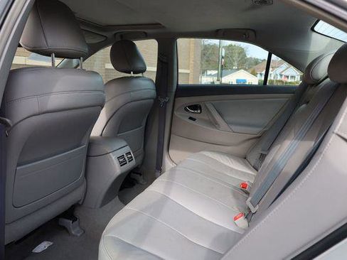 Used 2009 Toyota Camry Hybrid image 16