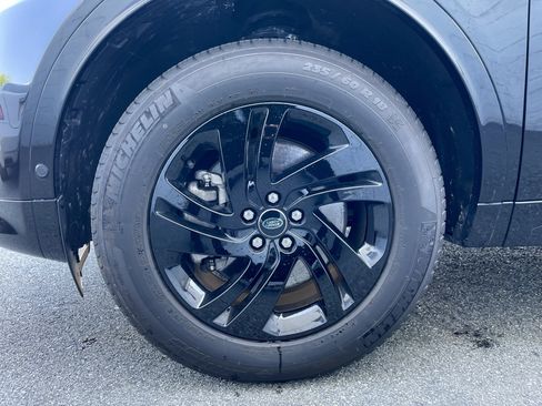 Used 2025 Land Rover Discovery Sport S AWD/4WD image 9