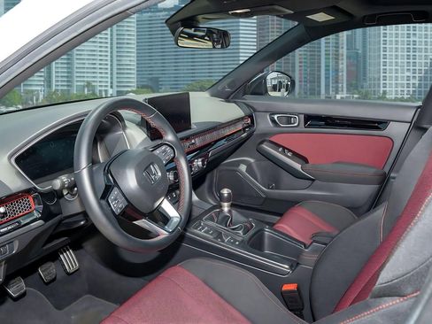 Certified 2025 Honda Civic Si image 15