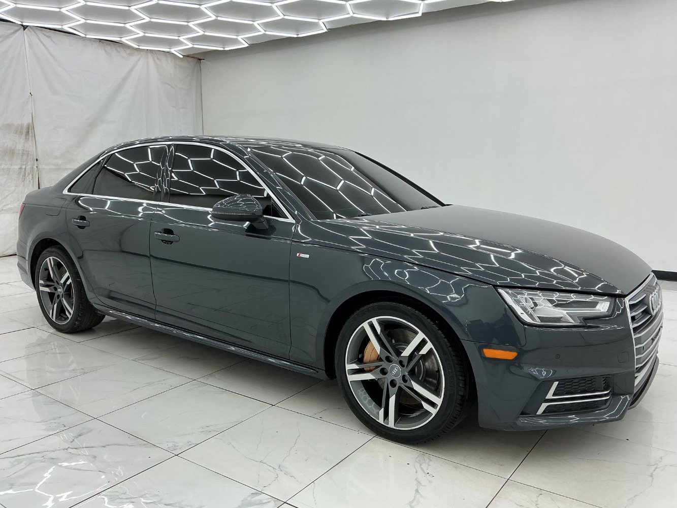 Used 2018 Audi A4 2.0T Premium Plus w/ Premium Plus Package AWD/4WD image 7