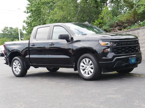 Certified 2022 Chevrolet Silverado 1500 Custom AWD/4WD image 10