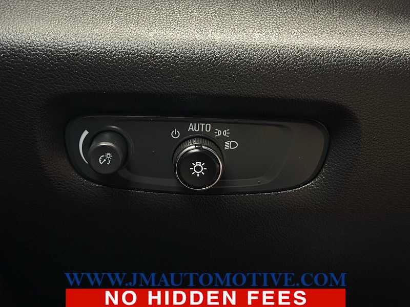 Used 2022 Chevrolet Traverse Premier AWD/4WD image 39