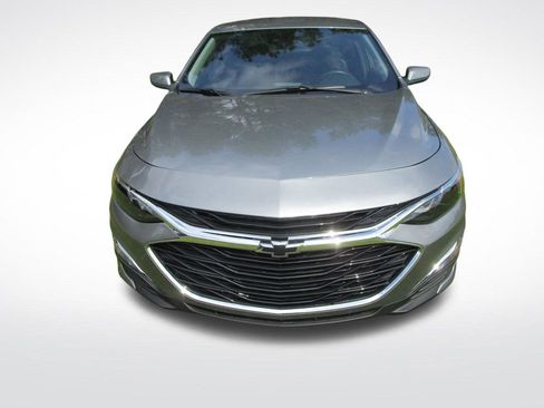 Used 2024 Chevrolet Malibu RS image 4