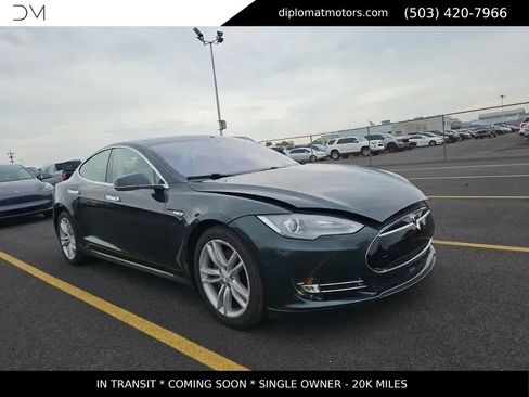 Used 2014 Tesla Model S RWD image 3