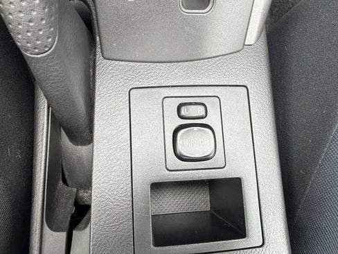 Used 2007 Toyota RAV4 Sport FWD image 18