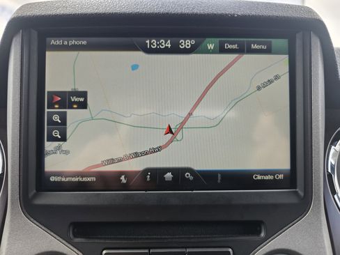 Used 2016 Ford F350 Lariat w/ Lariat Interior Package image 34